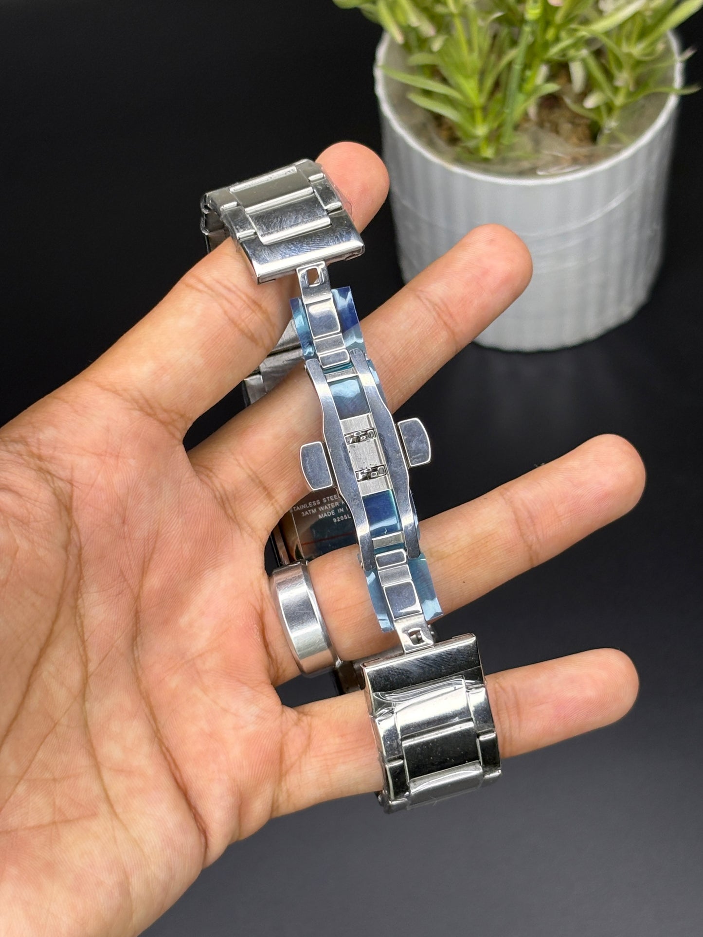 Cartisi tank watch - Article #132 - Silver chain blue dial