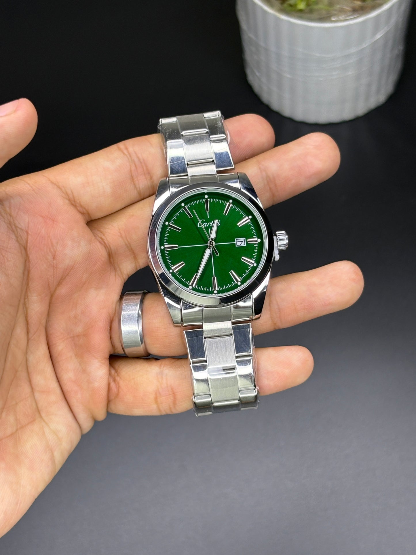 Cartisi premium dial - Article #128 - Silver chain green dial