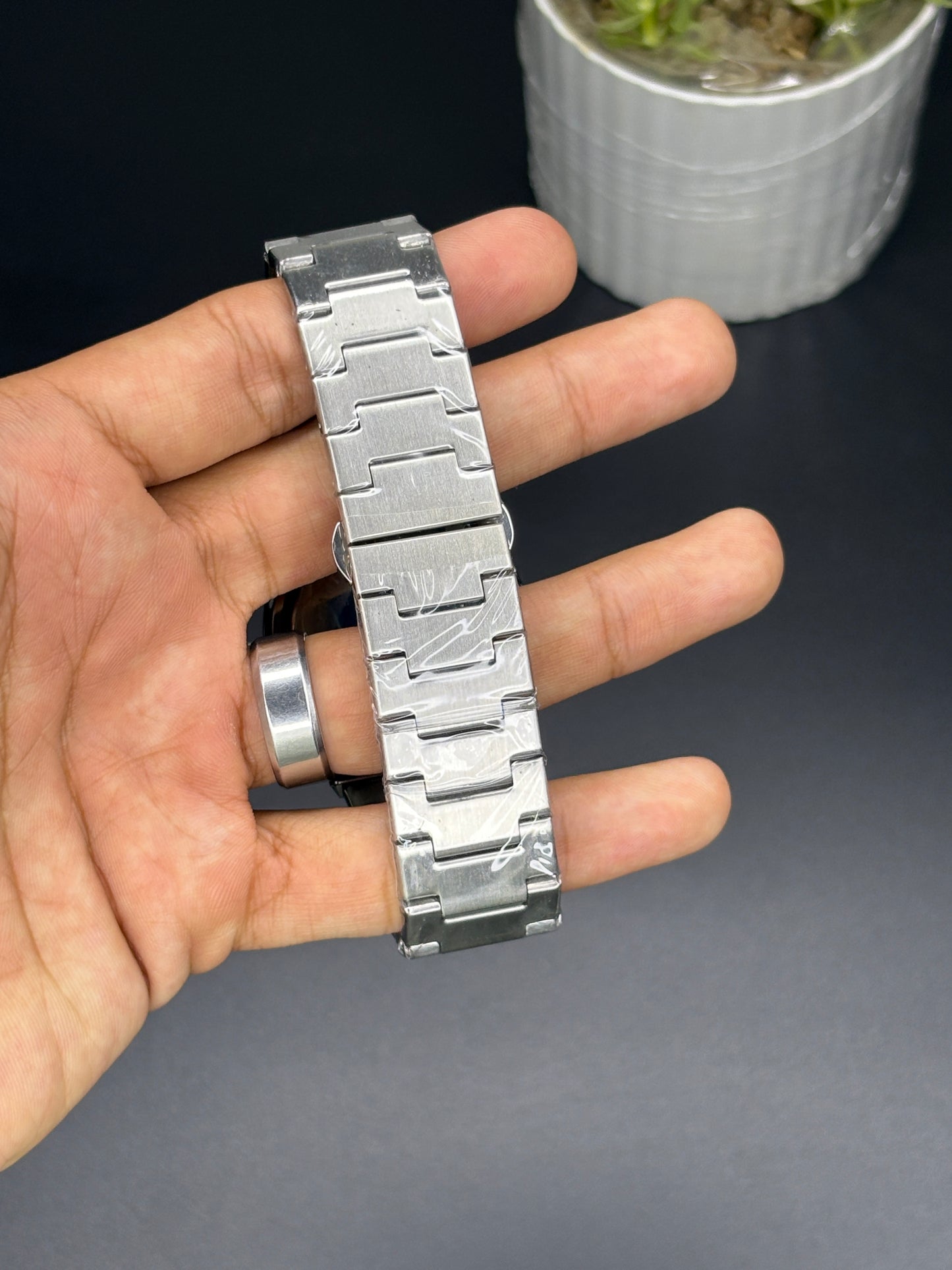 TST sapphire glass - Article #121 - Silver chain blue dial