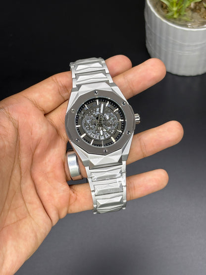 HB Mafia watch - Article #120 - Silver chain black dial