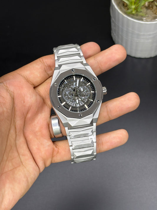 HB Mafia watch - Article #120 - Silver chain black dial