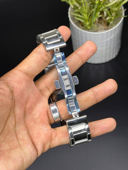 Cartisi tank watch - Article #132 - Silver chain blue dial