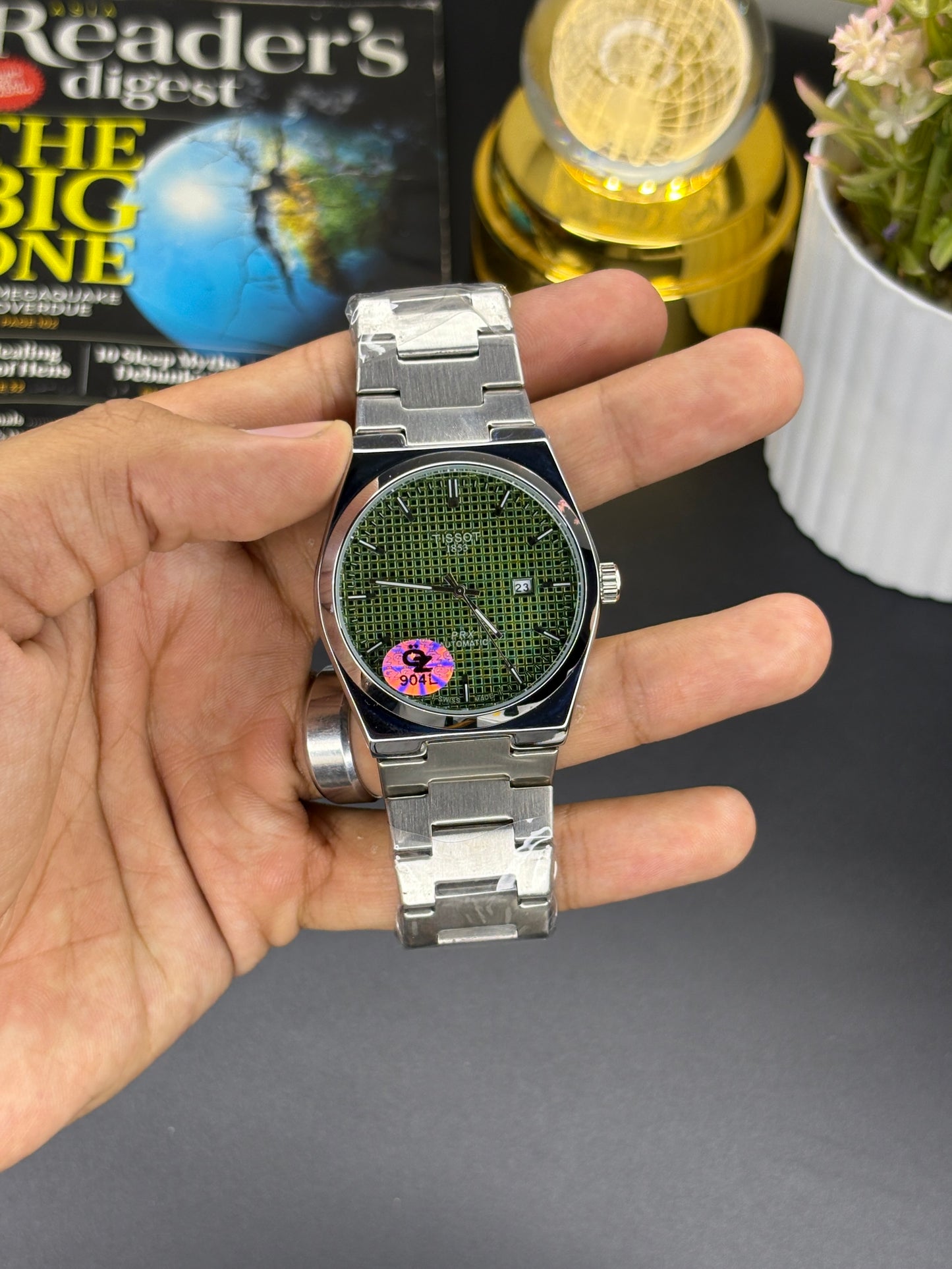 TST semi-auto - Article #155 - Silver chain green dial