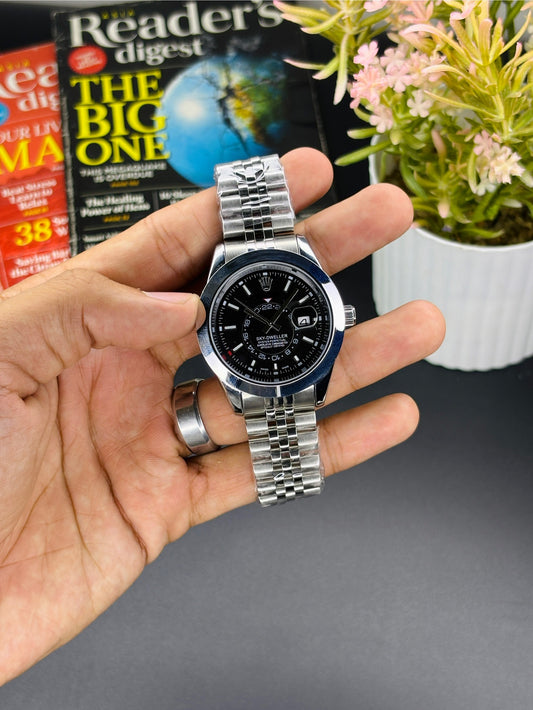 RLX plain dial - Article #138 - Silver chain black dial